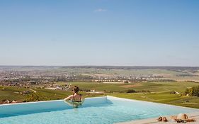 Royal Champagne Hotel & Spa